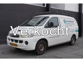 Hyundai H200 2.5 TCI 100PK L2 - Imperiaal - Trekhaak - Radio - € 1.500,- Excl.