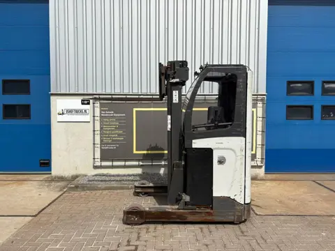 VS-22927 Reachtruck vrieshuis Atlet UMS
