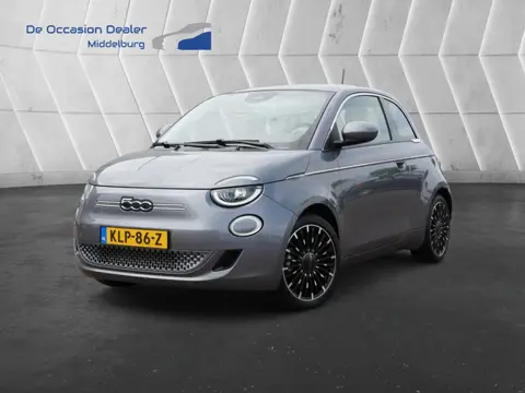 Fiat 500 La Prima 42 kWh rijklaar incl garantie SOH 92,1%