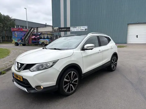 Nissan QASHQAI 1.2i Tekna 6-Bak 116 PK. Onverwoestbare auto !!! Tweede eigenaar !! 4 splinternieuwe 