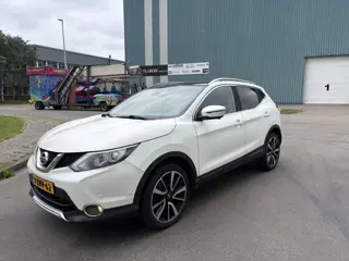 Nissan QASHQAI 1.2i Tekna 6-Bak 116 PK. Onverwoestbare auto !!! Tweede eigenaar !! 4 splinternieuwe 