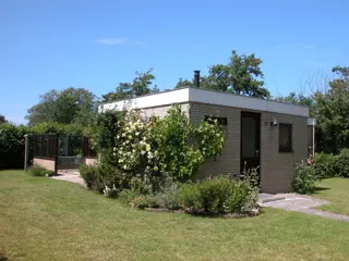 Knus vrijstaand vakantiehuis in het bos nabij De Koog
