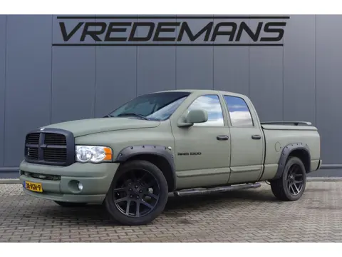Dodge RAM1500 5.7 liter HEMI V8 / MOTOR DEFECT