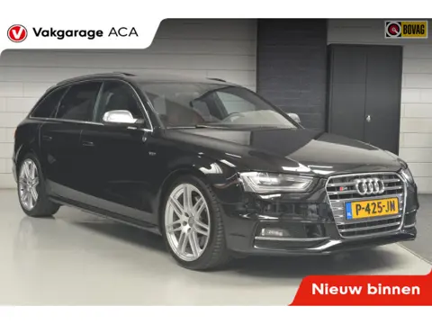 Audi A4 Avant 3.0 TFSI S4 quattro // LEDER // PANORAMADAK // NAVI // PDC V&A // KEYLESS //