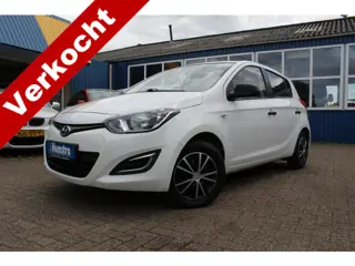 Hyundai i20 1.2i "Fifa World Cup Edition" Airco + 5 Deurs !!