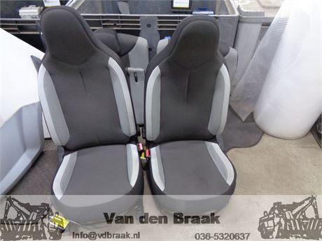 Toyota Augo 5 drs 2005-2014 Stoffen interieur