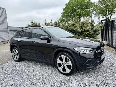 Mercedes-Benz GLA 250e Luxury LED|Camera|Sfeer|Leer Zwart