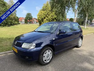 Volkswagen Polo 1.4 Trendline nette auto, boekjes compleet ingevuld, apk 25-2-2027