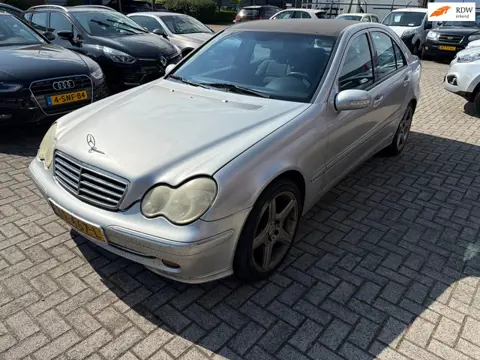 Mercedes-Benz C-klasse 320 Elegance,LPG G-3,AUTOMAAT,APK,AIRCO,LMV,6 CILINDER....