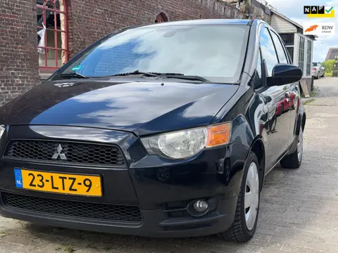Mitsubishi Colt 1.3 Edition Two Airco Cruise PDC LMV Nette Auto Goed Onderhouden Nieuwe Apk