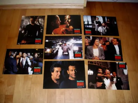 HUDSON HAWK lobbycard set.