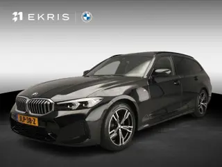 BMW 3 Serie Touring 318i | M-Sportpakket | LED | Navigatie | Panoramadak | Trekhaak | Sportstoelen |