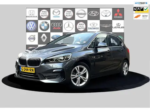 BMW 2-serie Active Tourer 225xe iPerformance eDrive Edition leder_Led_Headsup