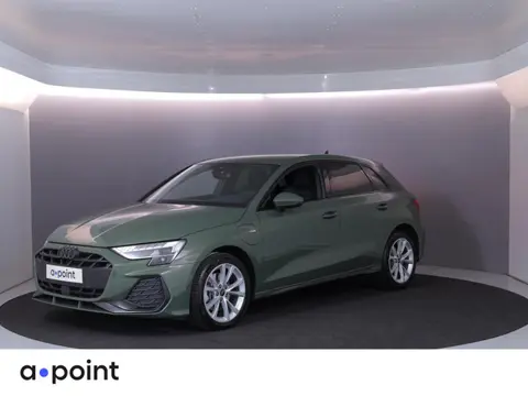 Audi A3 Sportback 40 TFSI e S edition 204 pk S-tronic | Verlengde garantie | Navigatie | Parkeersens