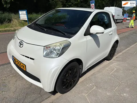 Toyota IQ 1.0 VVTi Aspiration + NWE KOPPELING!