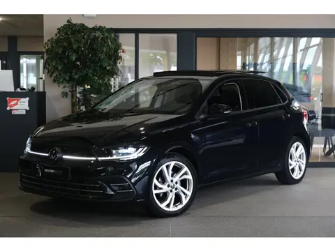 Volkswagen Polo 1.0 TSI Style 110PK DSG Facelift Pano IQ Led Alcantara Cam ACC Virtual