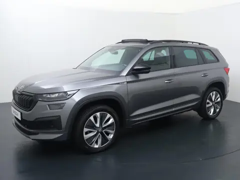 Škoda Kodiaq 1.5 TSI Sportline Business 7p. | 150 PK | Automaat | Panoramadak | Matrix LED koplampen