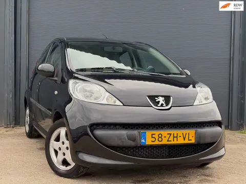 Peugeot 107 1.0 | E-Pakket | 5 Deurs | APK 01-2027 |