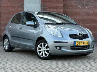 Toyota Yaris 1.3 VVTi Executive MMT|AUTOMAAT|5DRS|AIRCO|LEDER|TREKHAAK|NAP