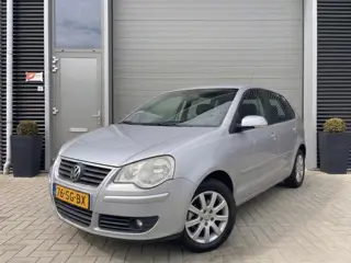 Volkswagen Polo 1.4-16V Sportline/129.000 NAP/Airco/Cruise ctrl/
