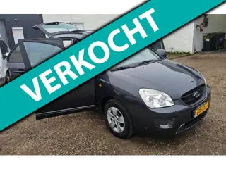 Kia Carens 2.0 CVVT X-clusive 7personen hoge instap
