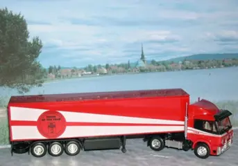 Mercedes Truck off the year Herpa 1:87