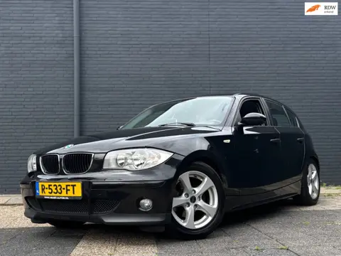 BMW 1-serie 118i Executive | Airco | Automaat | Nette Auto