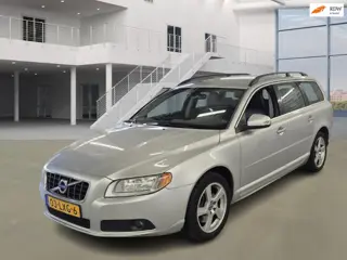 Volvo V70 2.0T Momentum Automaat Cruise Trekhaak