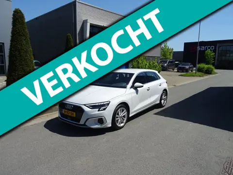 Audi A3 Sportback 30 TFSI Attitude LED Sportstoelen 100% Onderhouden