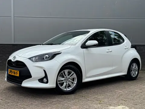 Toyota Yaris 1.5 Hybrid 115 Active (bj 2025, automaat)