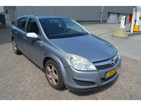 Opel Astra 1.4 Business bj08 navi airco kettinghoorbaar