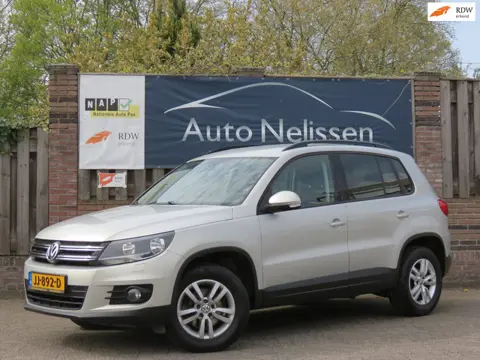 Volkswagen Tiguan 1.4 TSI Sport&Style | DISTRIBUTIEKETTING VERVANGEN | STOELVERWARMING | PARKEERSENS