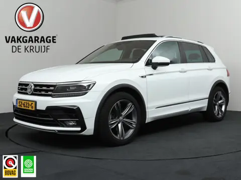 Volkswagen Tiguan 1.4 TSI ACT Highline R-line Panodak | Dynaudio | Trekhaak | Virtual Cockpit