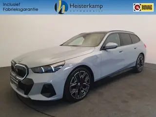 BMW 5 Serie Touring 530e M Sport Pro Panoramadak, Trekhaak, Bowers & Wilkins
