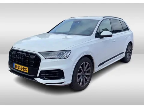 Audi Q7 55 TFSI e quattro Pro Line Plus / SoH 99,1% / Trekhaak / Panoramadak / Camera / Bose / Lucht