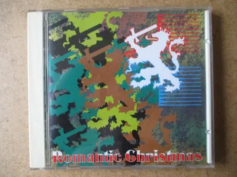 Romantic christmas adv8330