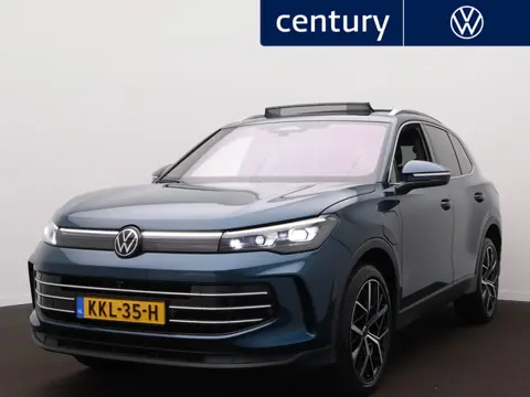 Volkswagen Tiguan 1.5 eHybrid Elegance Panoramaschuif-kanteldak - IQ light - ErgoActive-stoel - Trek