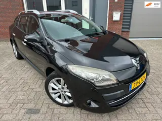 Renault Mégane Estate 1.4 TCe Privilége / Navi / Leder / PDC / Clima / Cruise
