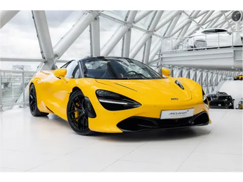 McLaren 720S Spider 4.0 V8 Performance | Volcano Yellow | Heated Seats