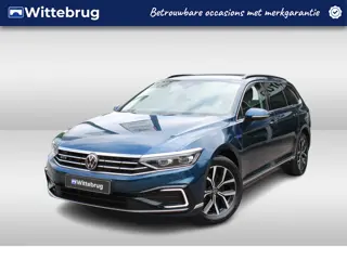 Volkswagen Passat Variant 1.4 TSI PHEV 218pk GTE DSG Automaat / Navigatie / LM 17 inch / Standkachel