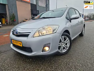 Toyota Auris 1.8 Full Hybrid Executive GARANTIE