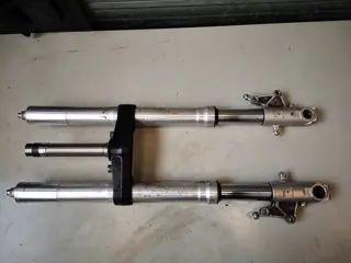 VOORPOTEN COMPLEET Aprilia RST 1000 Futura 2001 - 2004