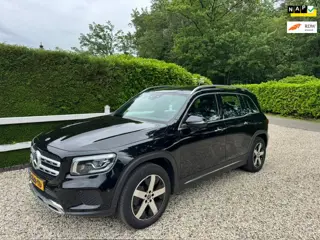 Mercedes-Benz GLB 200 Business Solution Luxury Panoramadak