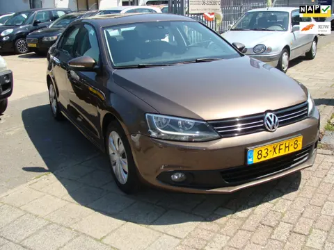 Volkswagen Jetta 1.2 TSI Comfortline clima elek pak nap apk