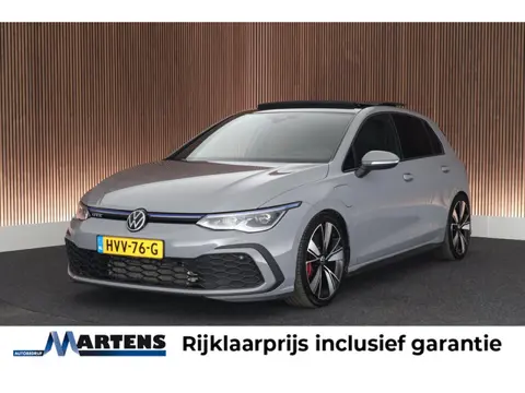 Volkswagen Golf 1.4 245pk eHybrid GTE Panoramadak HUD Camera Navigatie Stoelverwarming