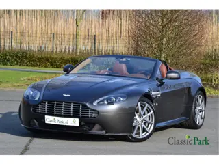 Aston Martin V8 VANTAGE S Roadster (bj 2013)