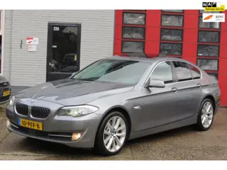 BMW 5-serie 528i High Executive , Leder , Nieuwe APK