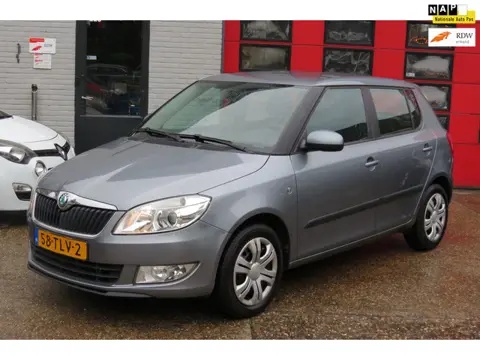 Skoda Fabia 1.2 TSI Ambition . AIRCO, NWE APK , Trekhaak