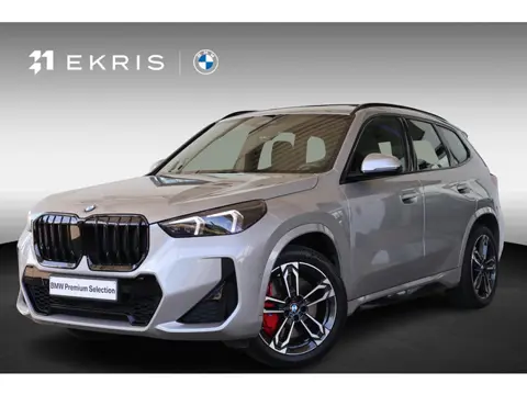 BMW X1 sDrive18i | M Sportpakket Pro | Panoramadak | Stoelverwarming