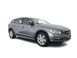 Volvo V60 Cross Country 2.0 D3 Momentum Business *LEATHER | XENON | NAVI-FULLMAP | CAMERA | TOWBAR |